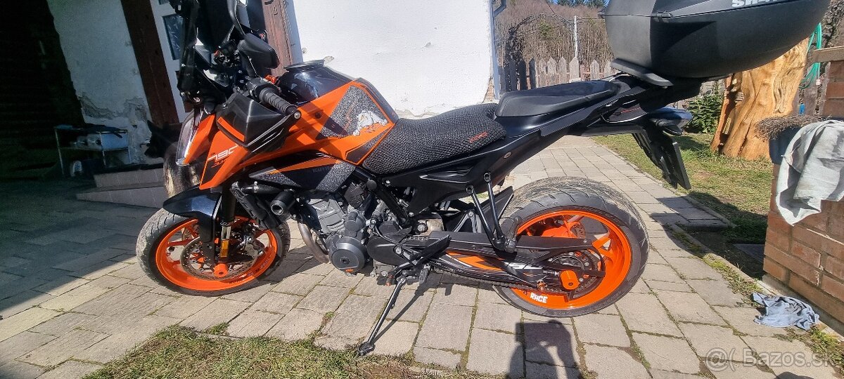 Ktm duke 790