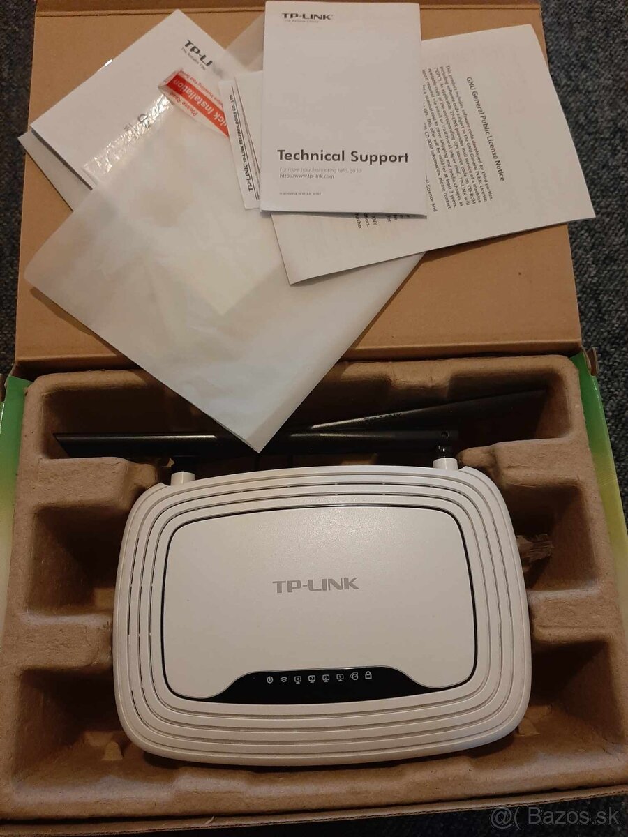 TP-LINK Wireless N Router TL-WR841N