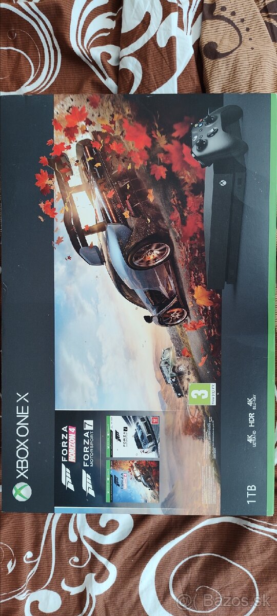 Microsoft Xbox One X 1TB