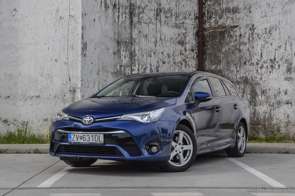 Toyota Avensis Combi 2.0 D-4D S&S Executive, model 2018