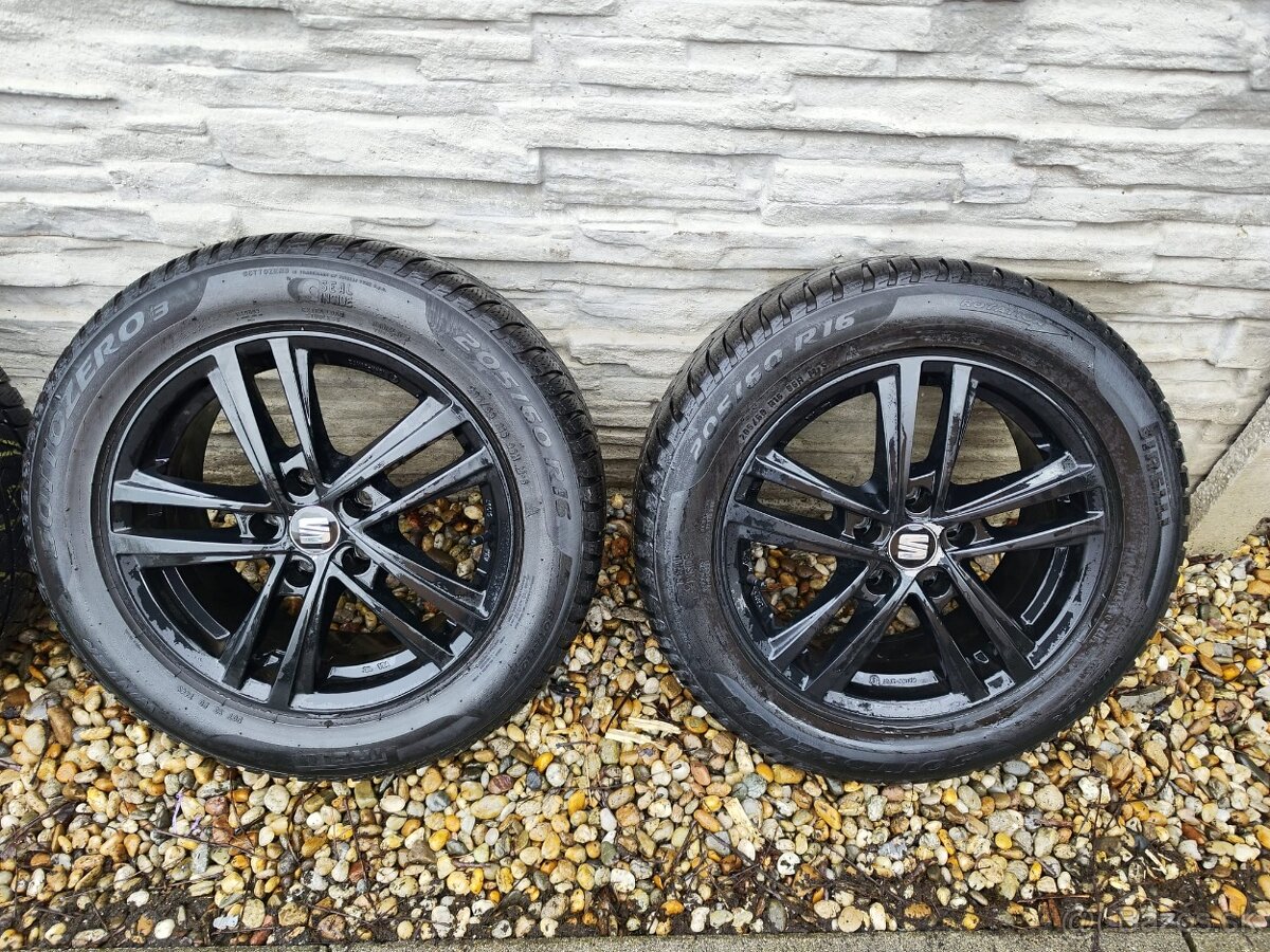 5x112 R16 Seat Pirelli 205/60R16