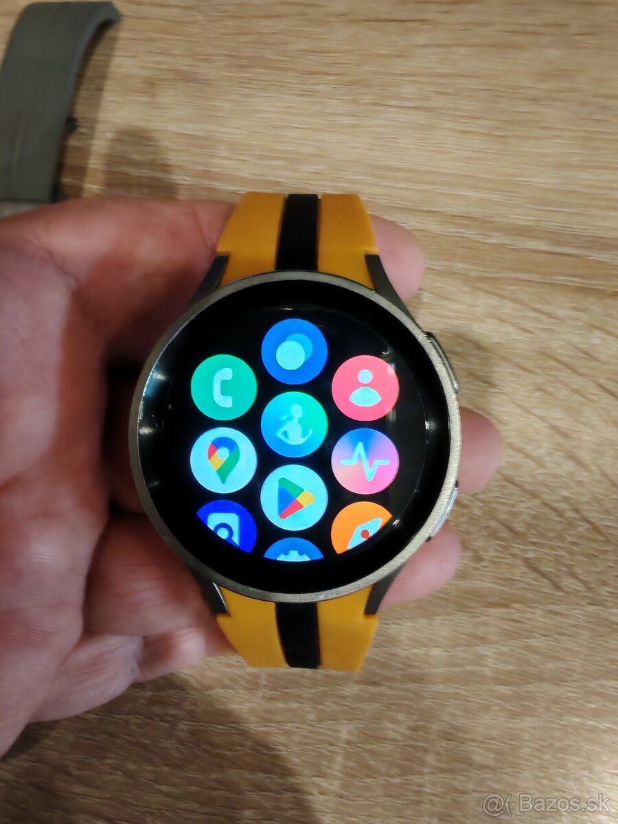 Predám Samsung Galaxy Watch 5pro