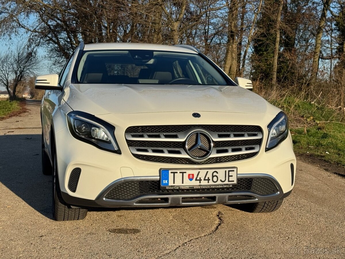 Mercedes-Benz GLA 180d A/T 2017