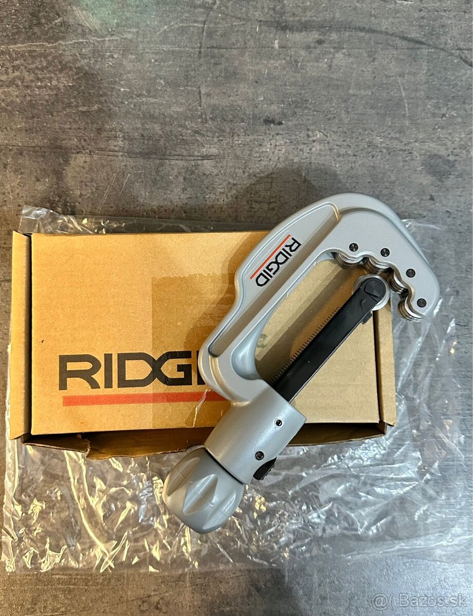 RIDGID REZÁK NA NEREZ A UHLÍKOVÚ OCEĽ DO 65 MM (MODEL 65S)