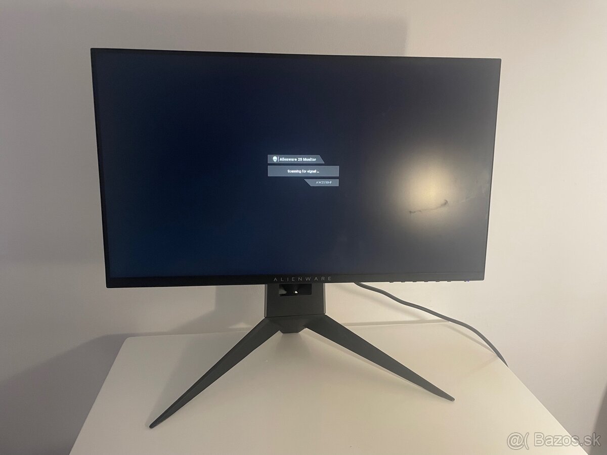 Herný monitor ALIENWARE (240Hz)