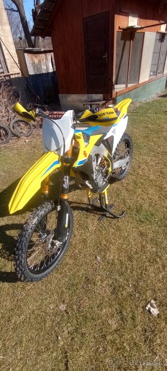 Suzuki rmz 450