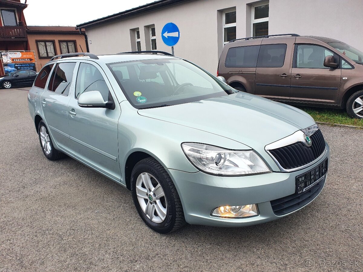 ŠKODA OCTAVIA COMBI 1.6 TDI 77KW ELEGANCE