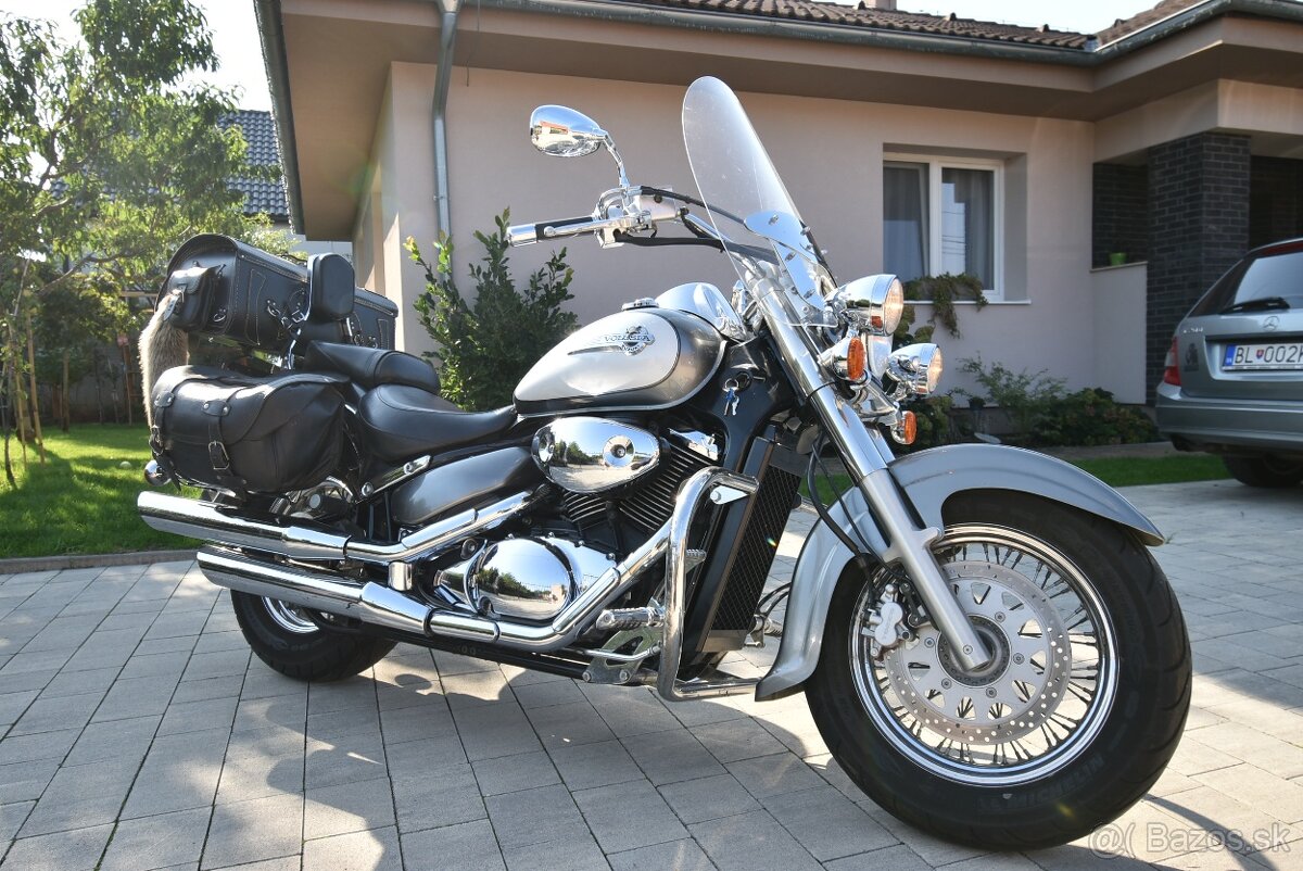 Suzuki Intruder 800 Volusia .