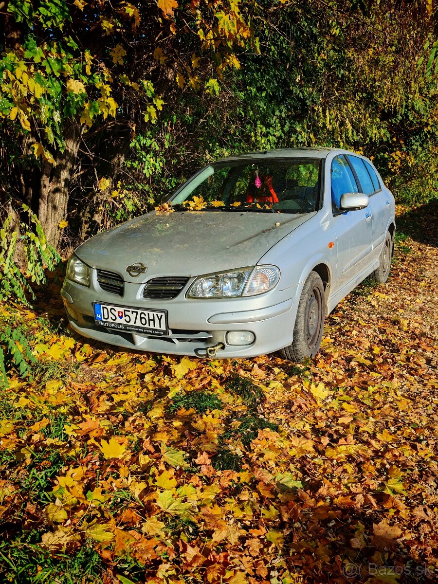 Almera 1,5 benzín 2002