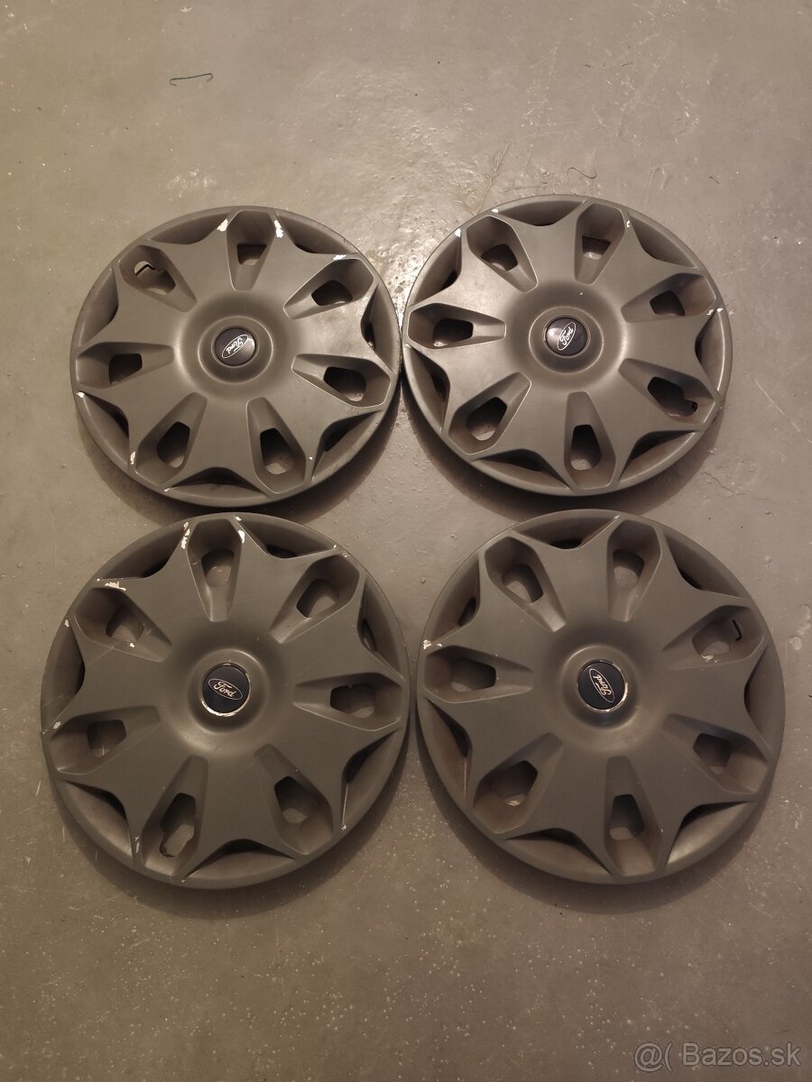 Puklice Ford 16"