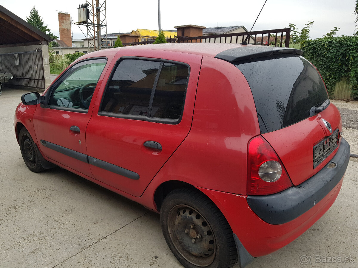 RENAULT CLIO 1,5D  48KW  RV.2004