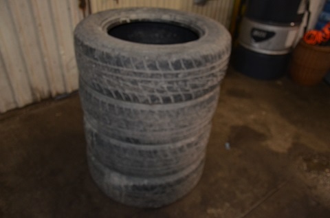 Zimné pneumatiky 235/65 R17, DOT 36/18