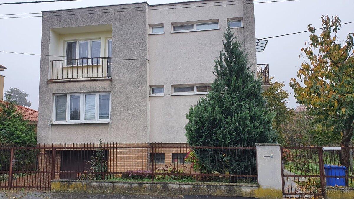 VIVAREAL REZERVOVANÉ VEĽKÝ 5 izbový RD, 2x balkón, terasa,