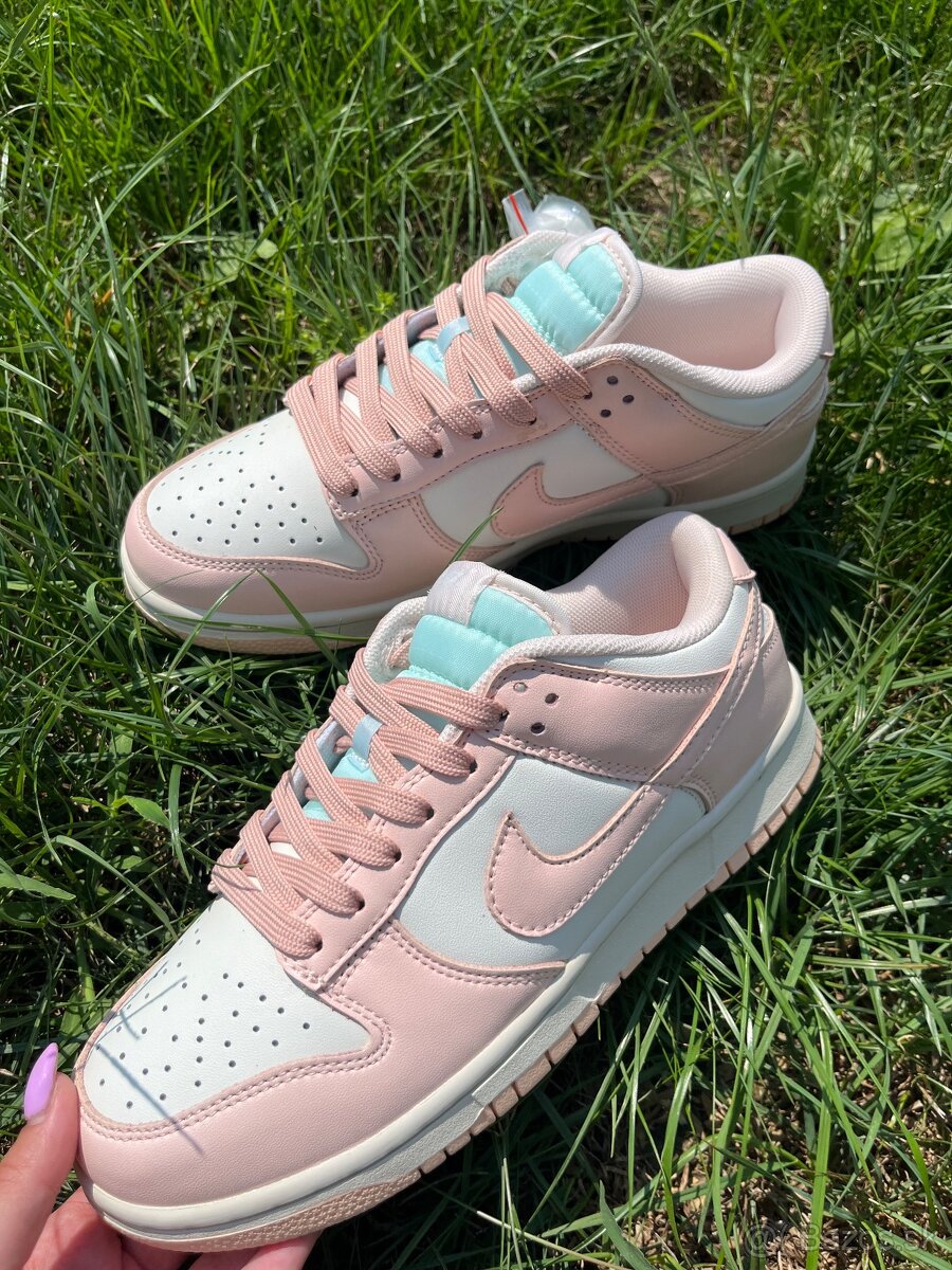 Nike Dunk Low Women