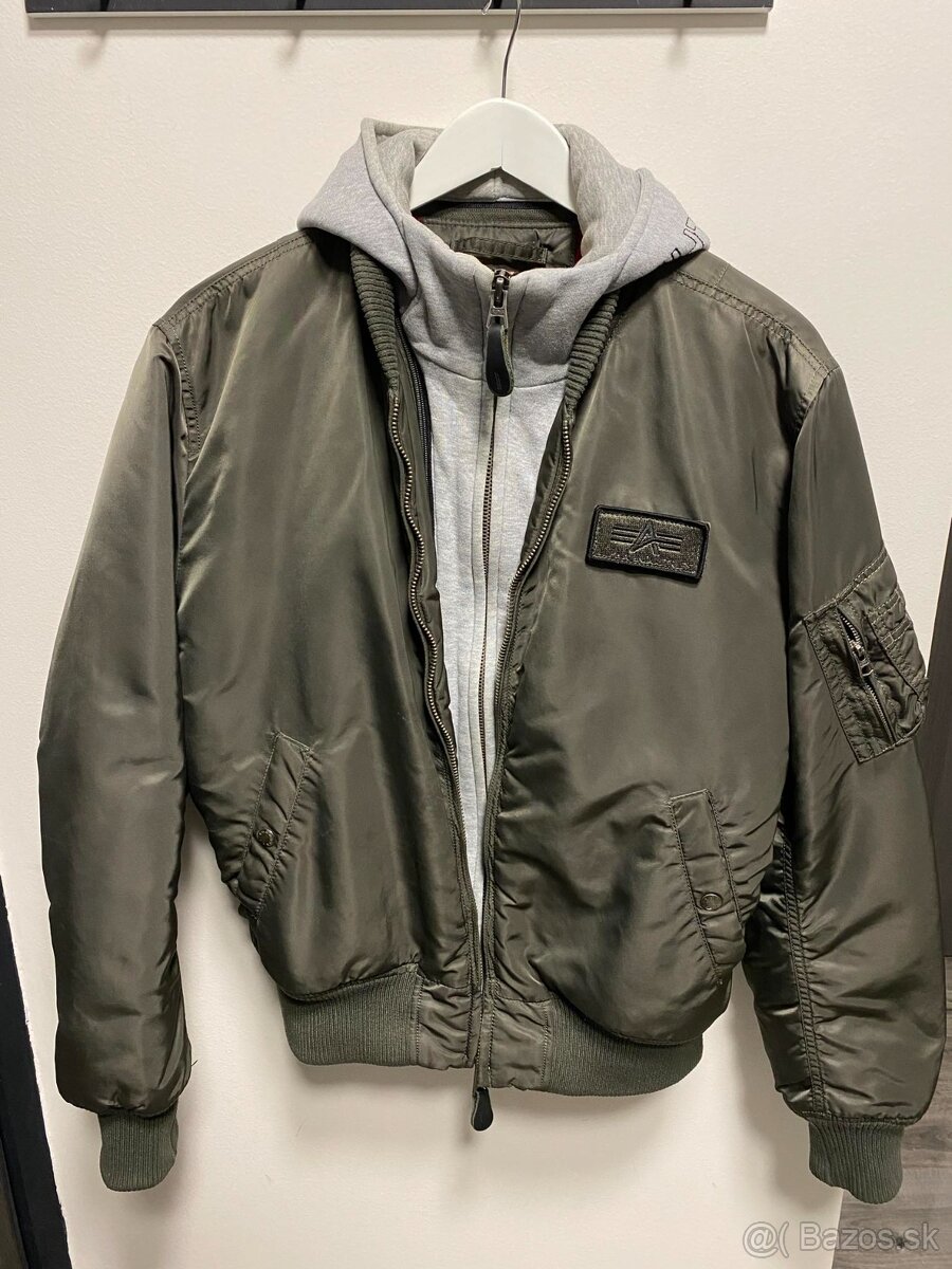 ALPHA INDUSTRIES MA 1 D Tec olivová