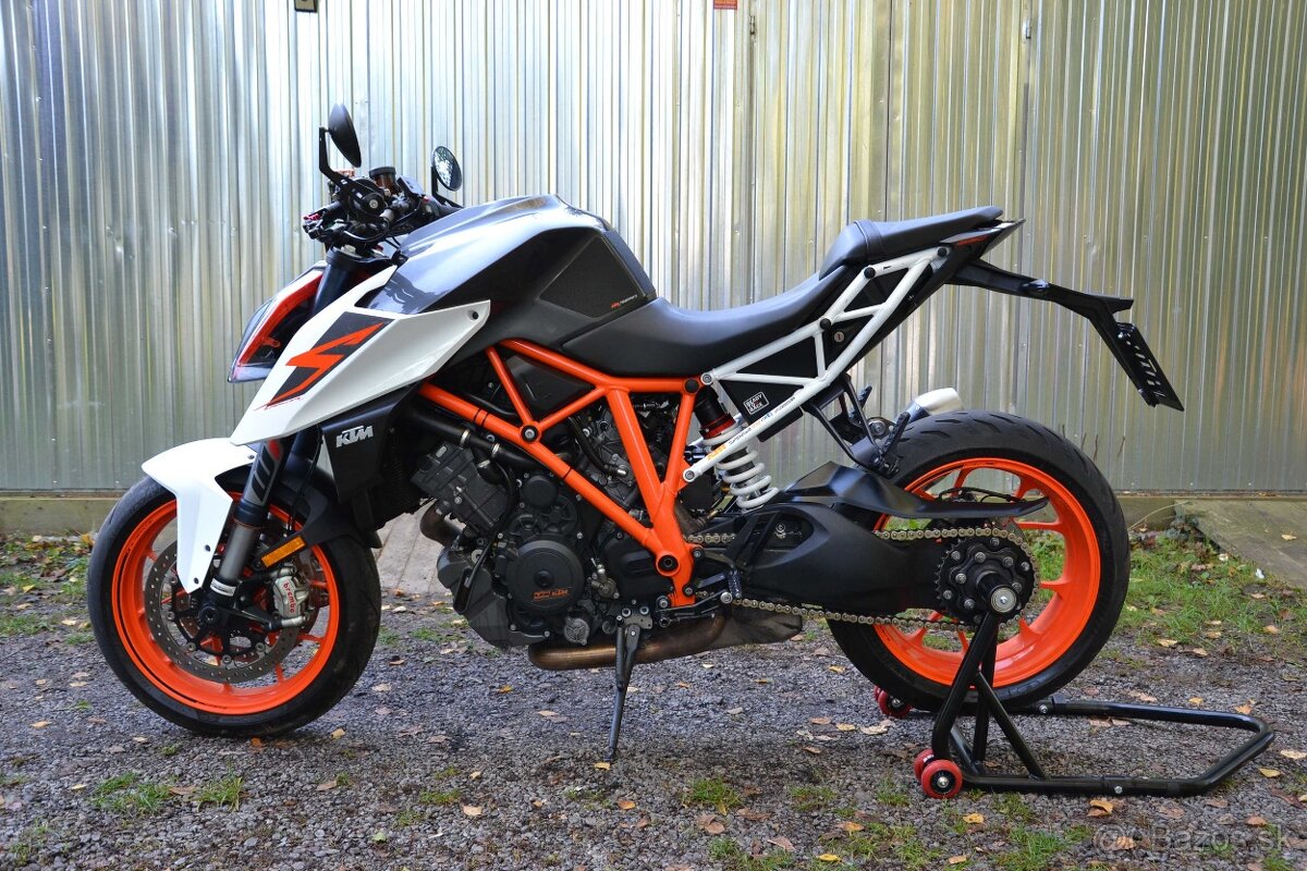 KTM 1290 SUPER DUKE R