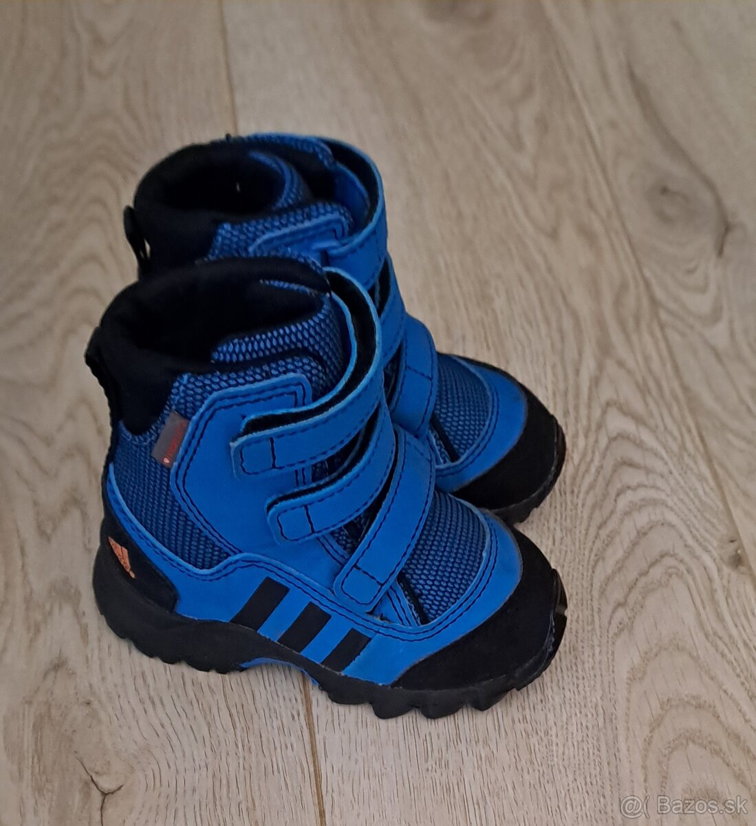 Kvalitné zimné čižmičky originál zn.Adidas ç.21