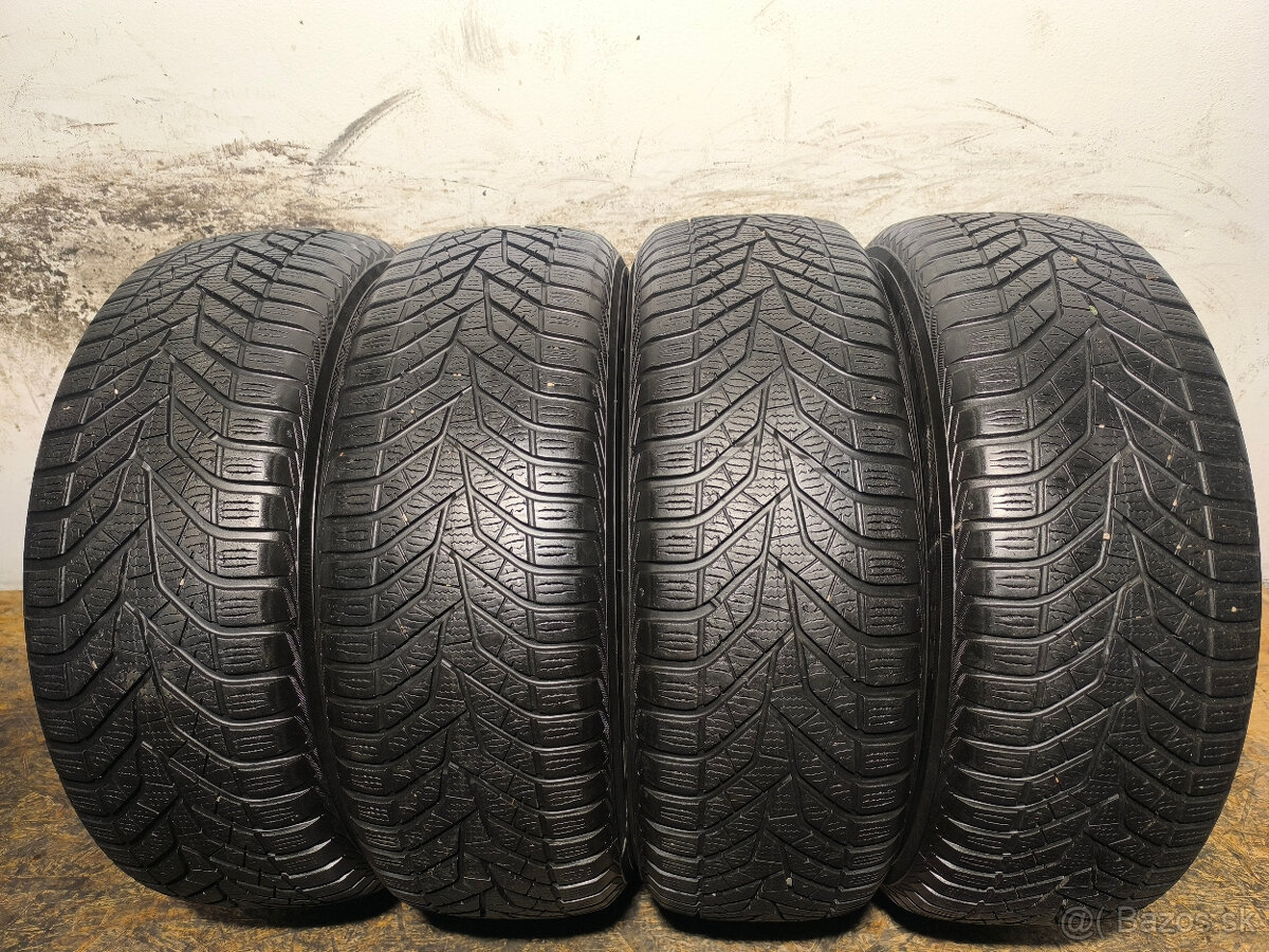 215/60 R16 Zimné pneumatiky Yokohama BluEarth kusy