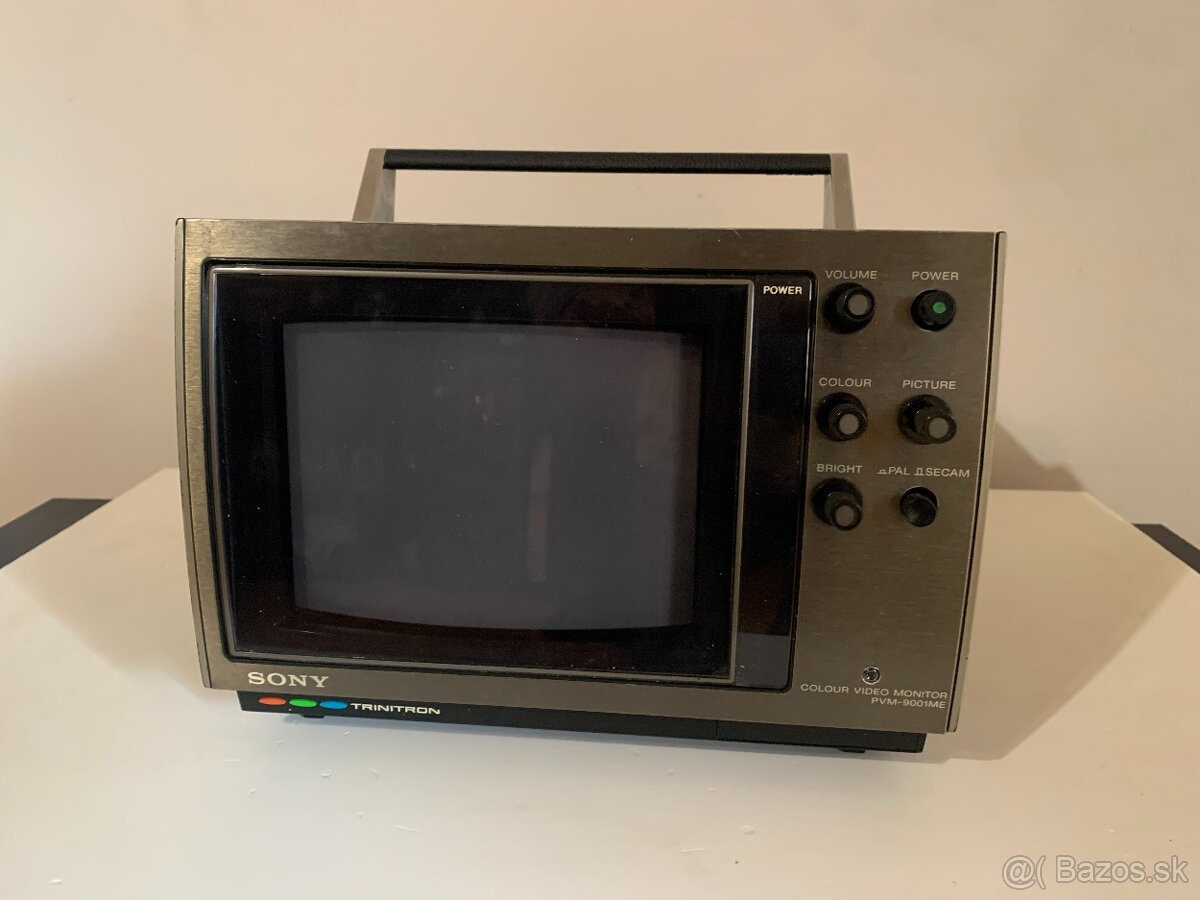 stary monitor SONY PVM 9001