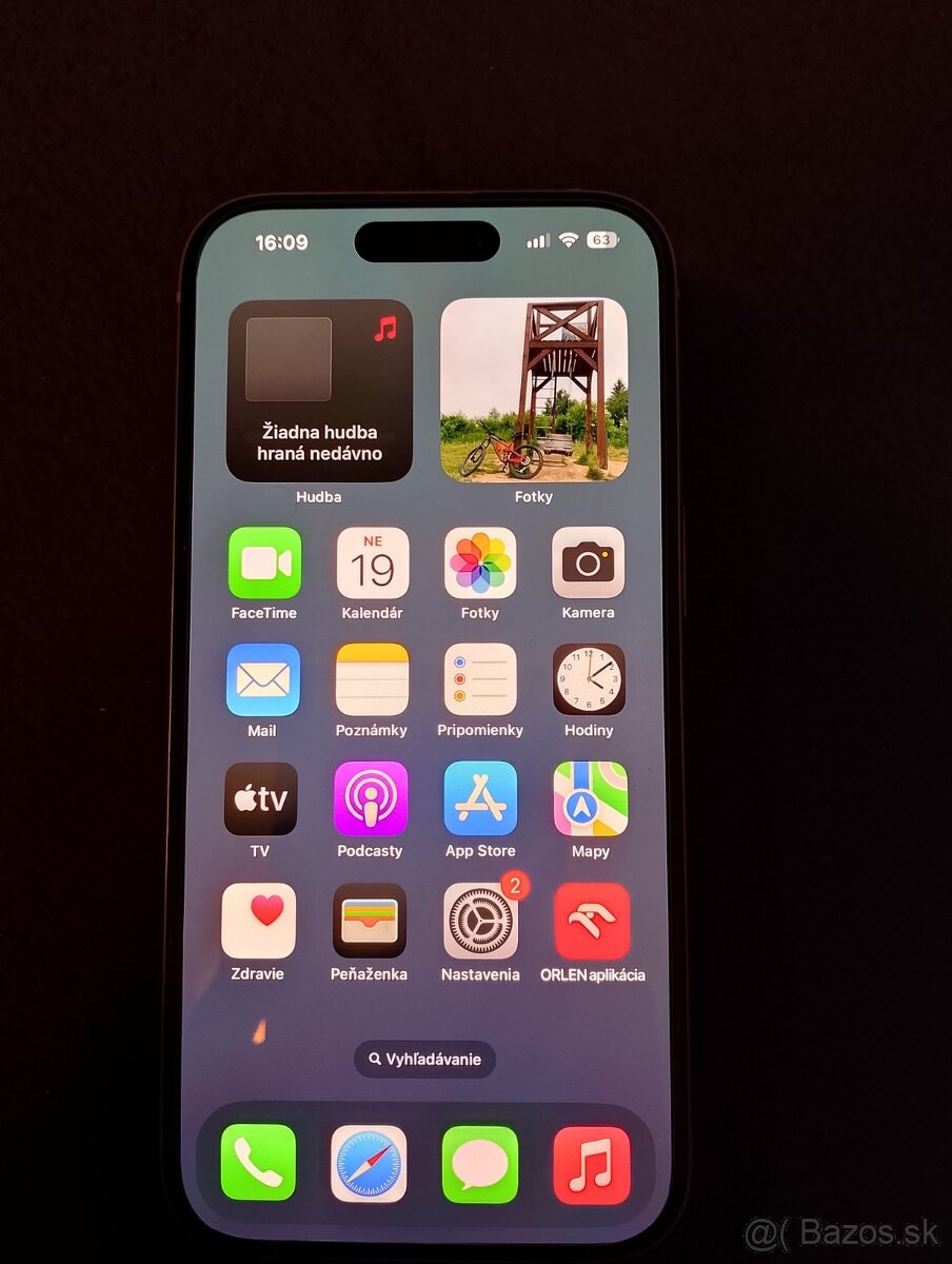 Iphone 15 blue