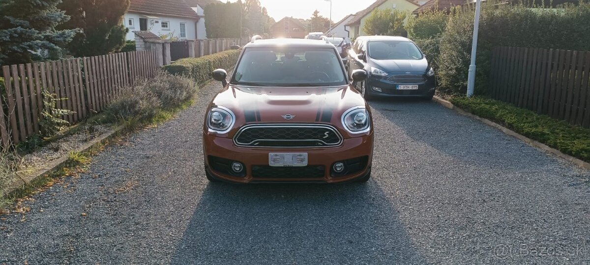 Prodám Mini Cooper S Countryman hybrid 1.5,4x4, r.v 2021