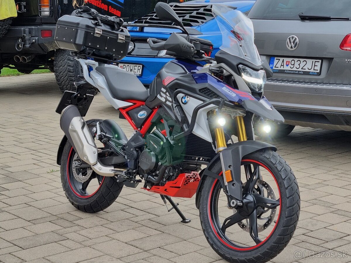 BMW G310 GS 2022 s mnohými doplnkami