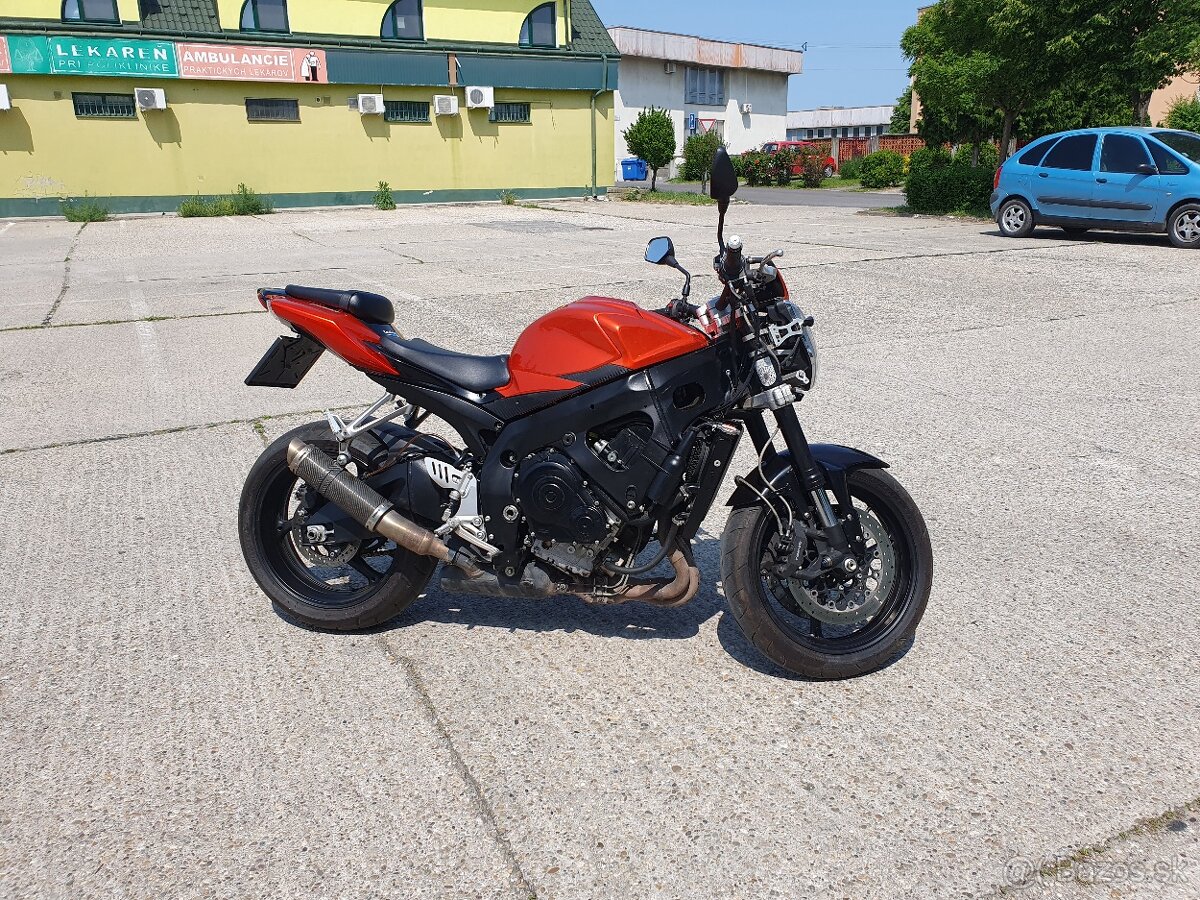 Suzuki 750