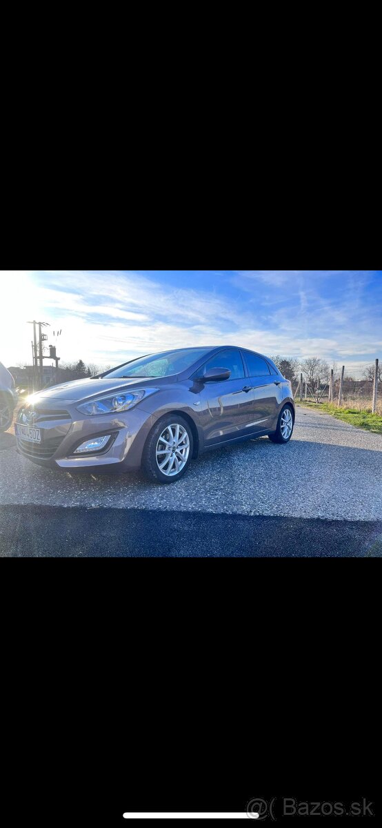 I30 1.4 74 kw 73 000 km