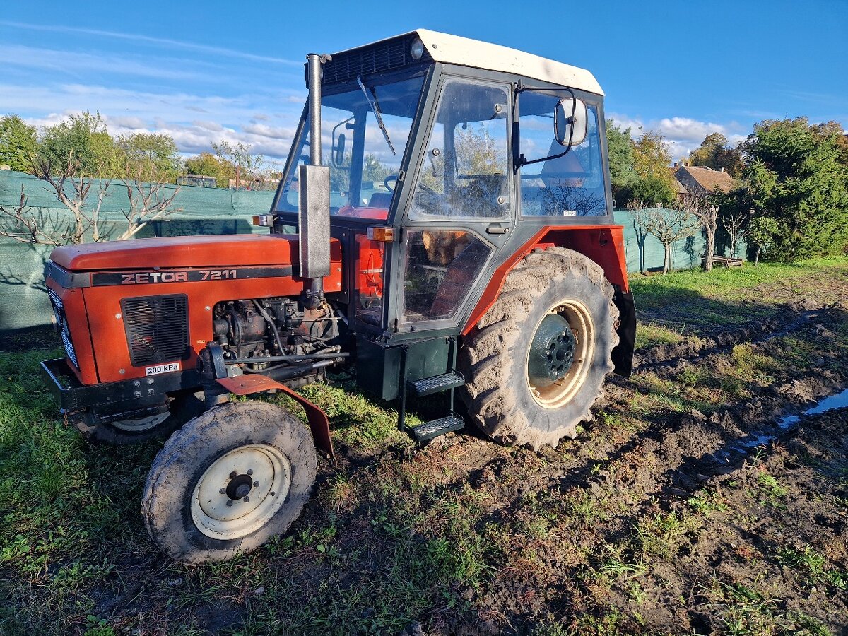 Zetor7711