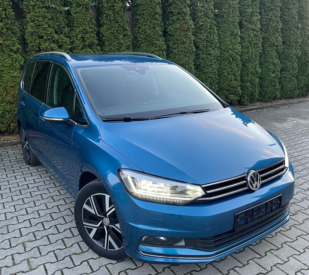 Volkswagen Touran 2.0 TDI 150k Edition Highline 7 miestný