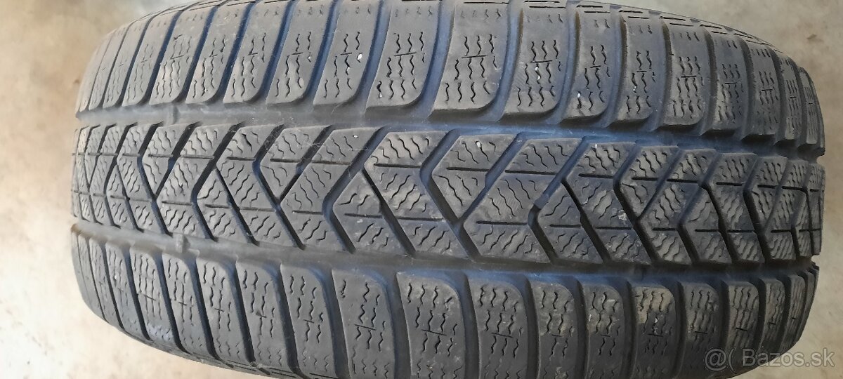 zimne pneumatiky 205/50 R17 Pirelli