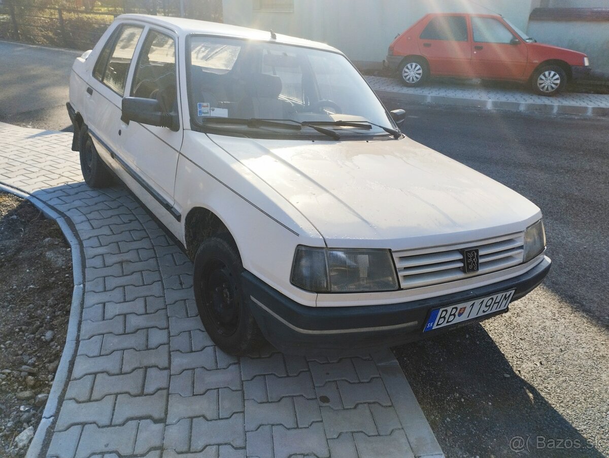 Peugeot 309