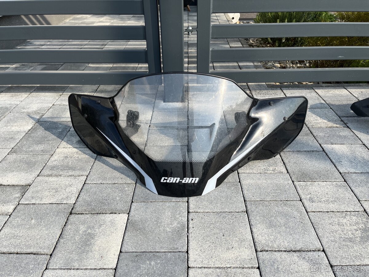 Can-Am windshield