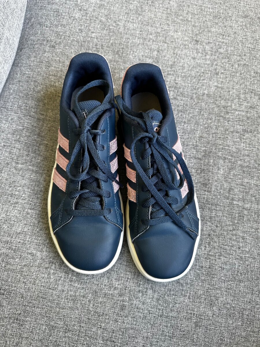 Tenisky Adidas 36