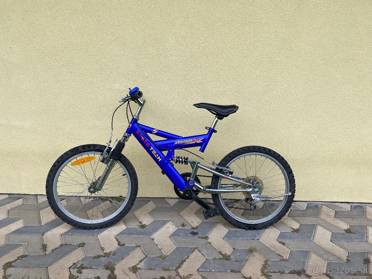 Celoodpružený horský bicykel