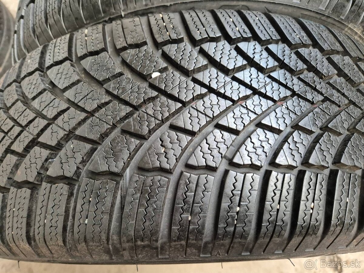 215/55 r18 zimné 2 ks BRIDGESTONE dezén 8,4 mm DOT2022