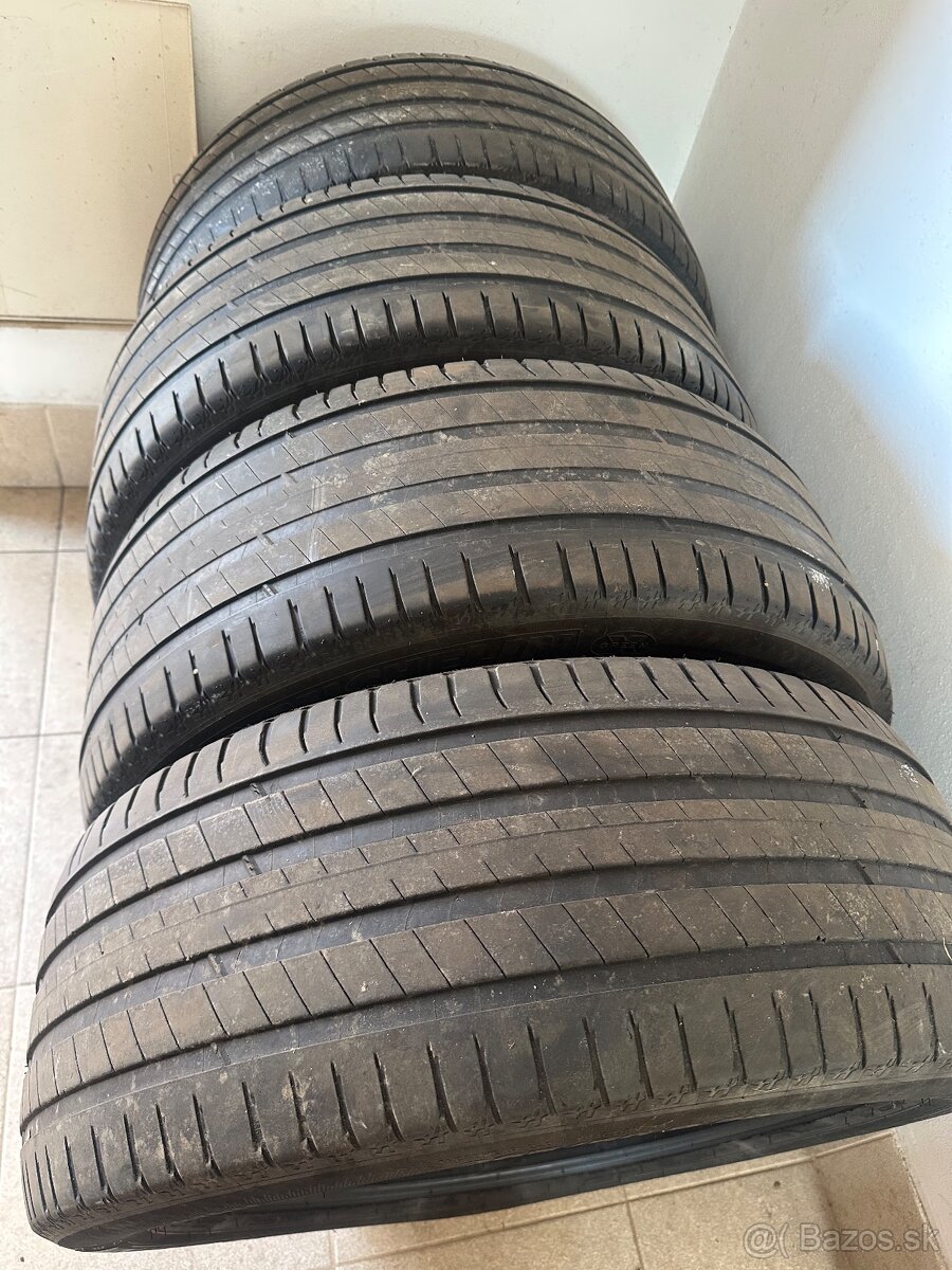 235/65R16 letné