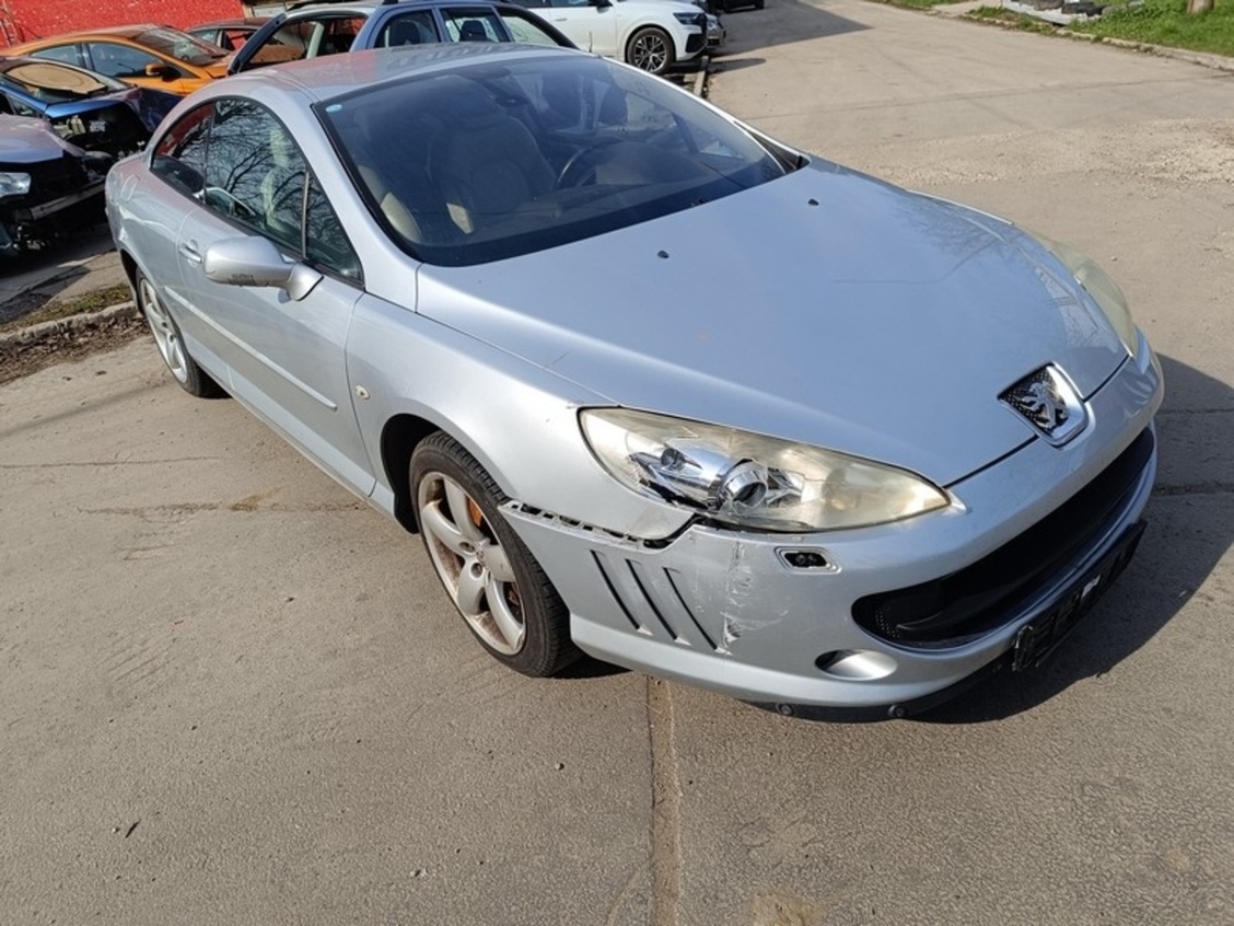 Peugeot 407 coupé 2.7 HDi kód motora UHZ