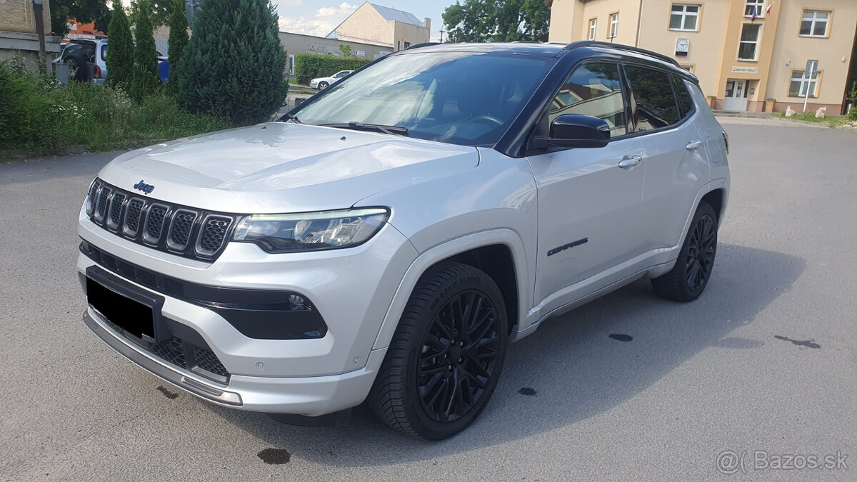 Jeep Compass 1.3 T4 4xE Plug-In Hybrid 4x4. 132kW + 44kW