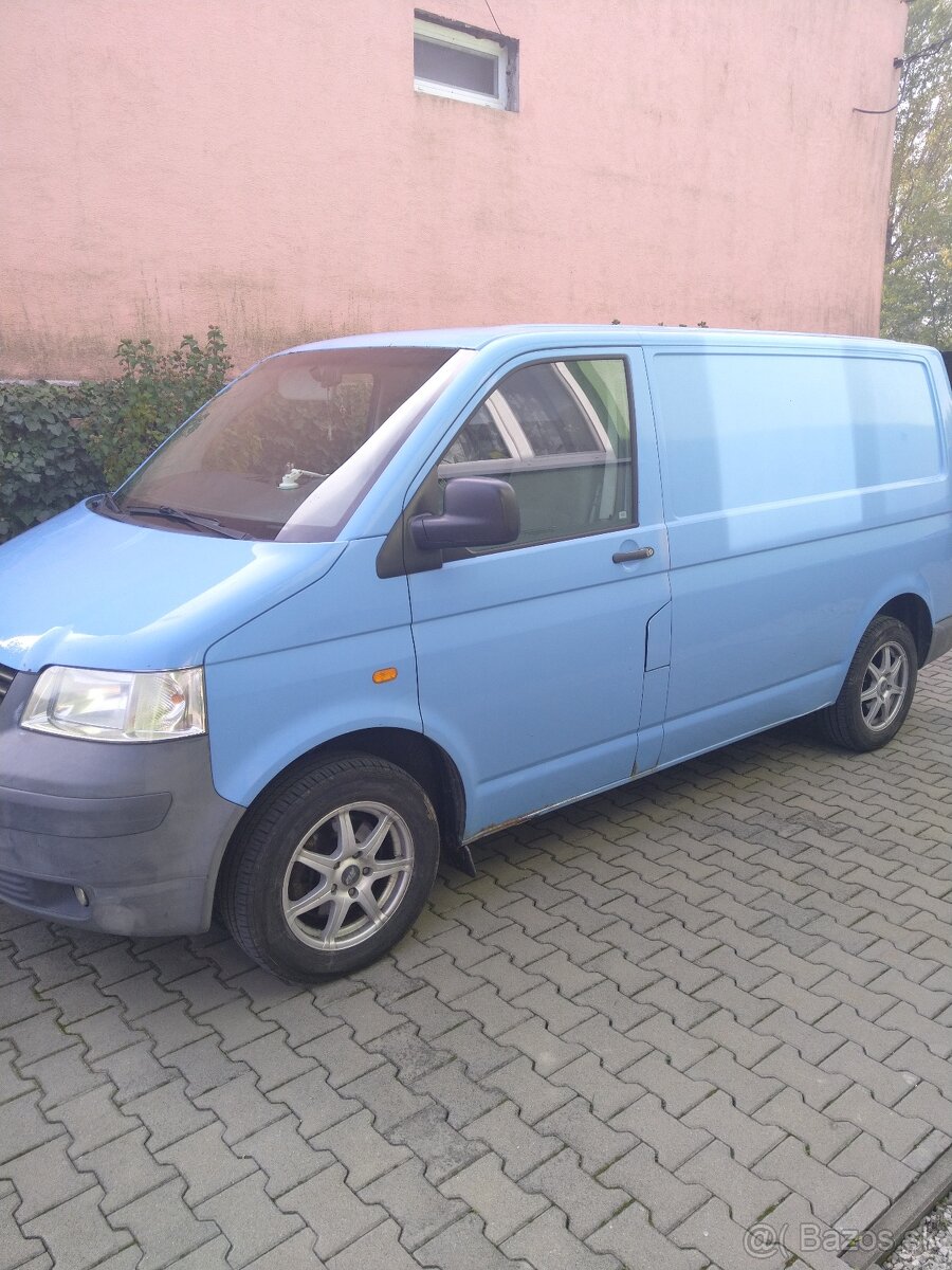 VW Transporter 7HK