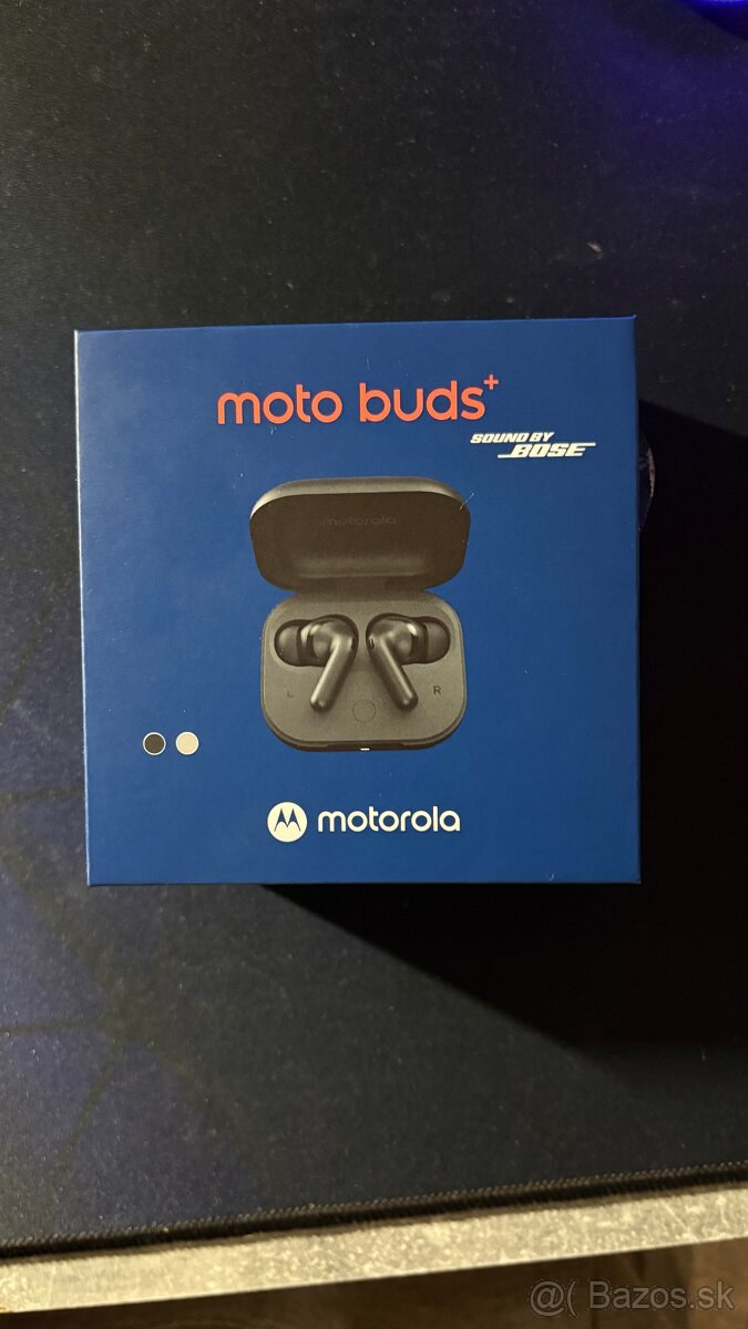 MOTOROLA Moto buds+