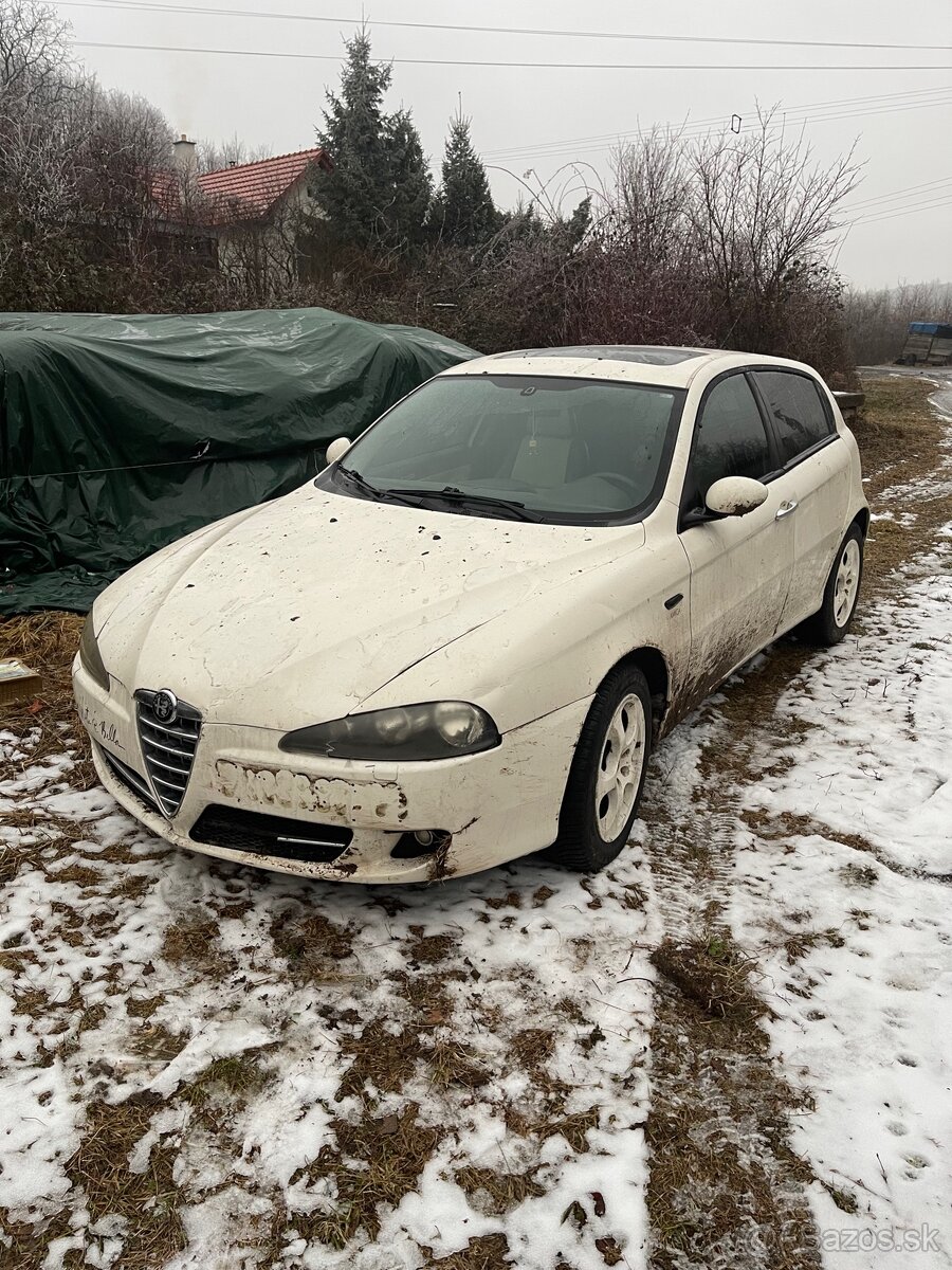 Rozpredam alfa romeo 147