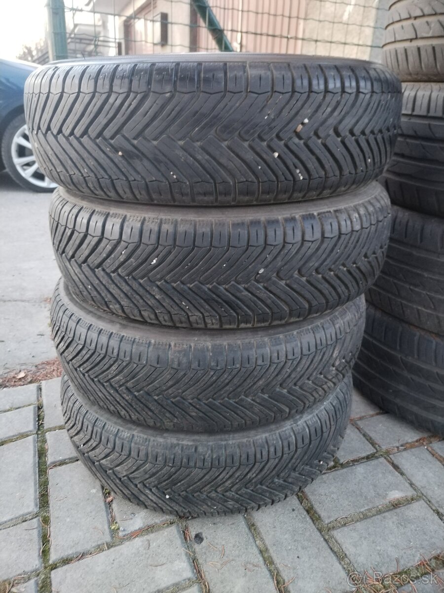 Predám zimné pneumatiky Michelin 165/70R14