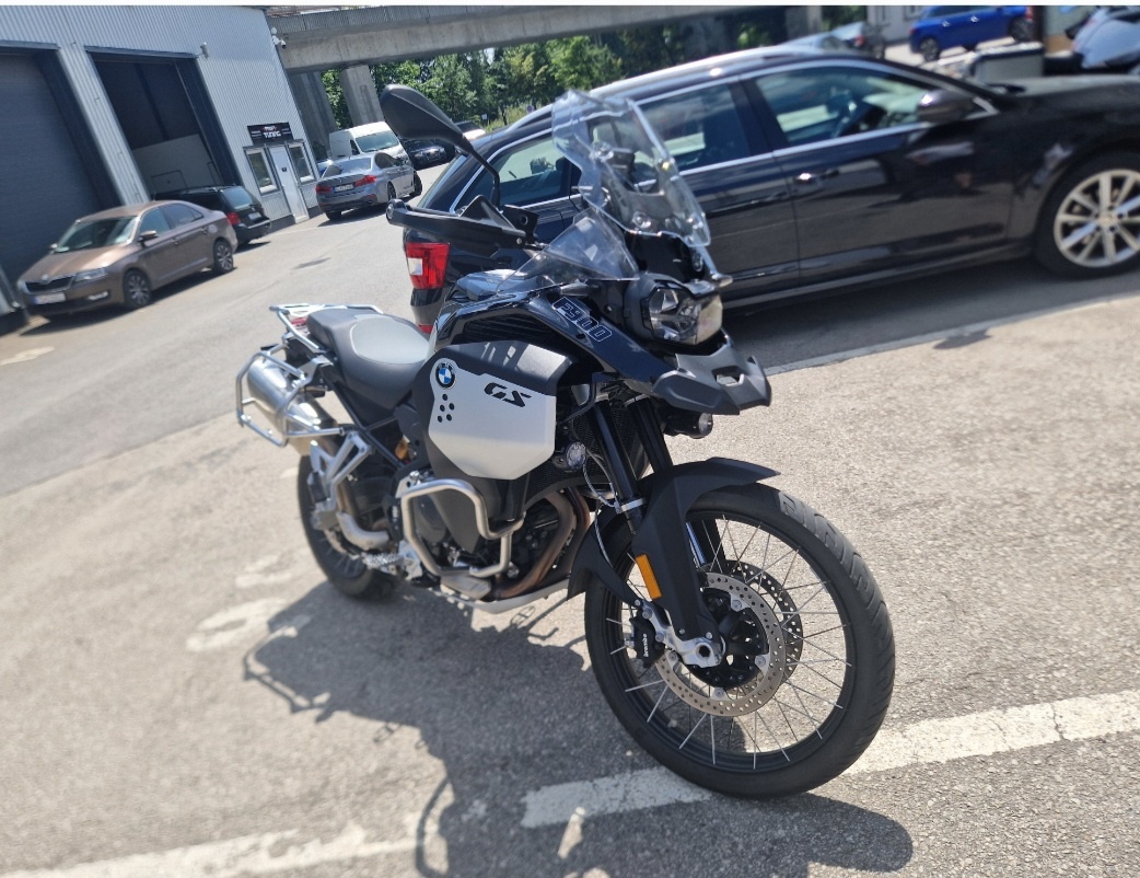 ☆ BMW F 900 GS adventure zánovná ☆