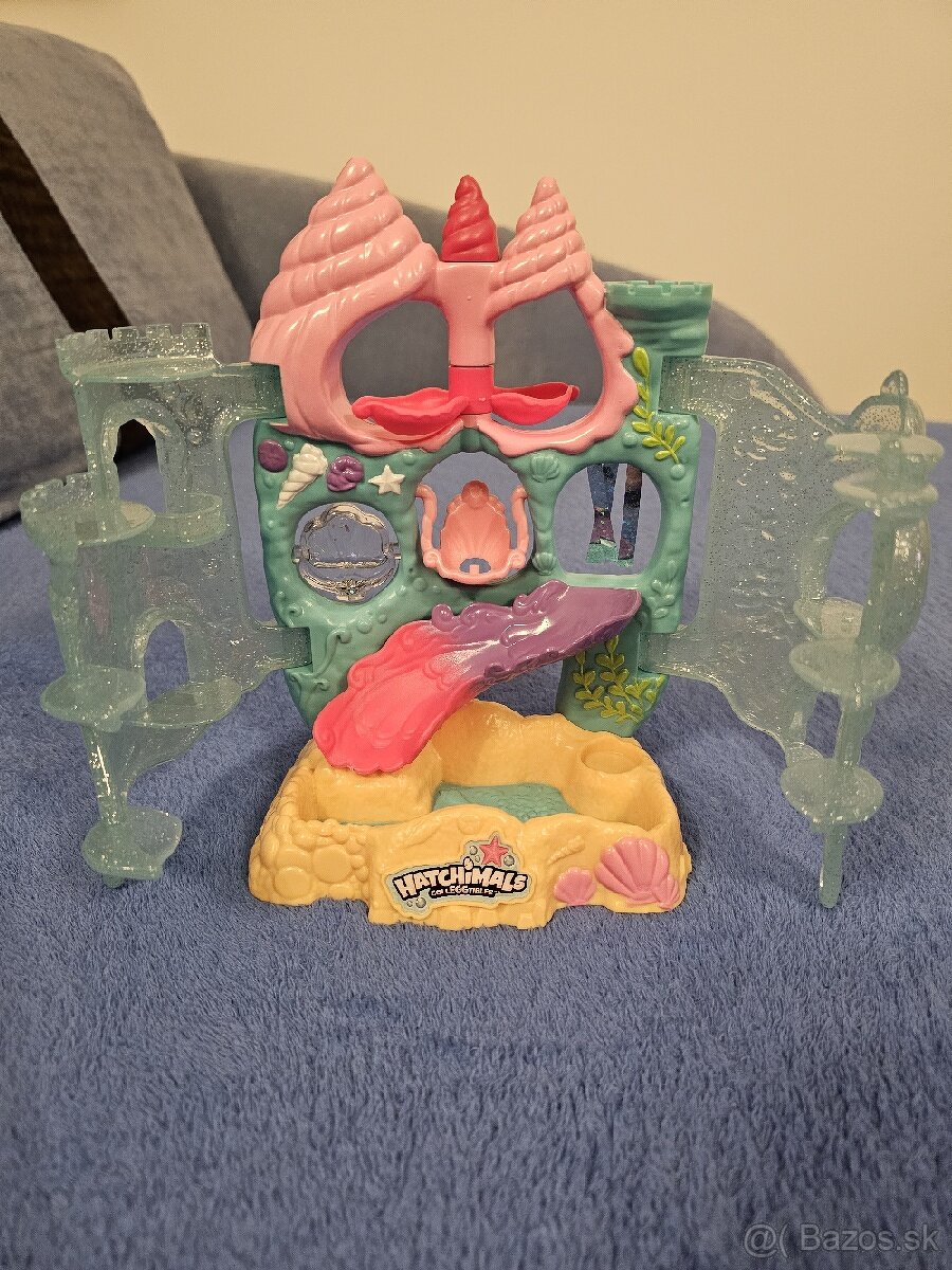 Hatchimals domček - Korálový zámok