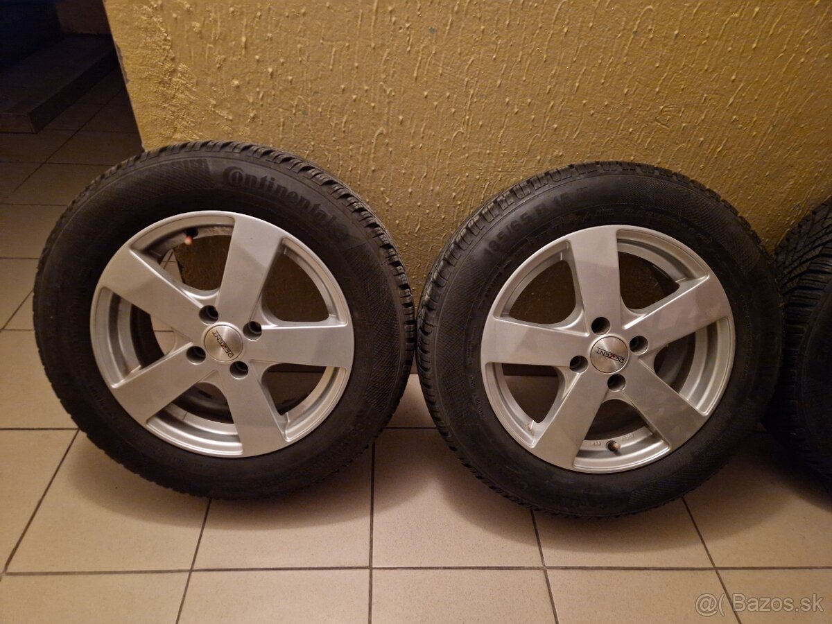 Dezent R15 s pneu.