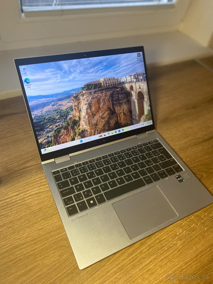 HP Elitebook X360 830 G10 2v1