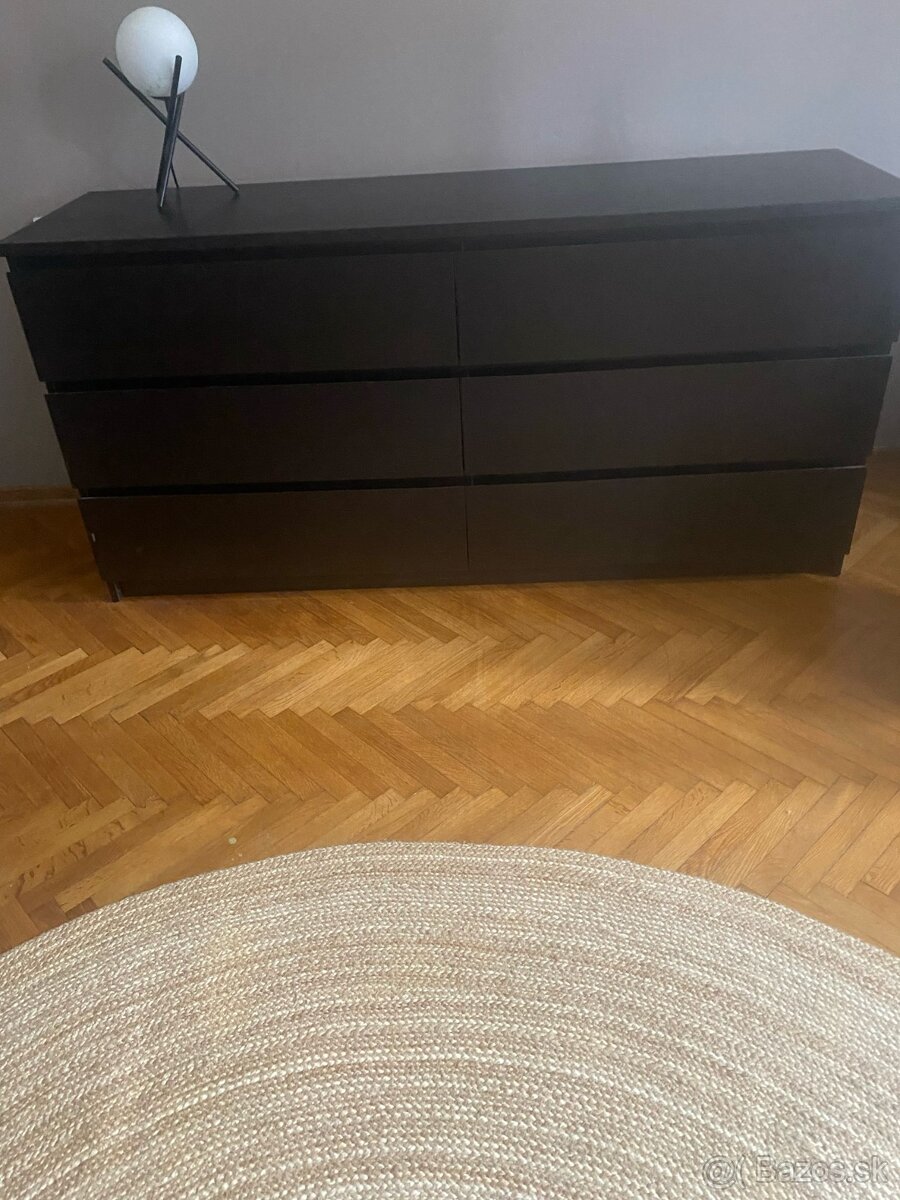 Predám komodu IKEA MALM čierno-hnedá - 40Eur