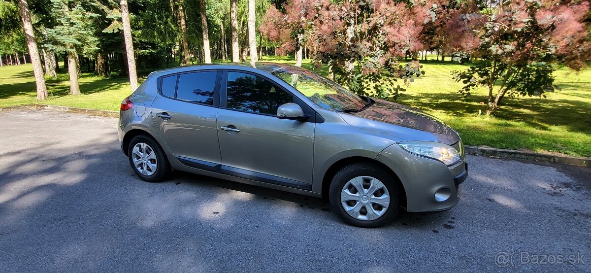 Renault Megane 1.6 16V