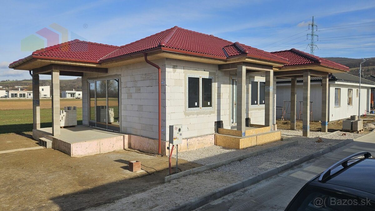 NOVOSTAVBA  4 - IZBOVÝ 98 M2 BUNGALOV S TERASOU NA POZEMKU 3